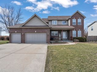 1290 Heritage Dr, Diamond, IL 60416