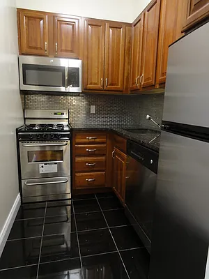 Rented by ER (DO NOT USE) | media 7