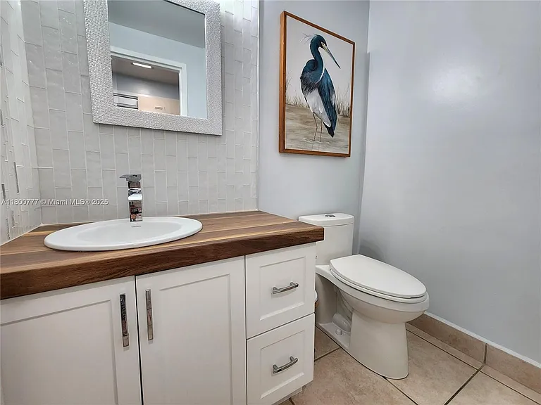 3505 S Ocean Dr #815 — Photo 17