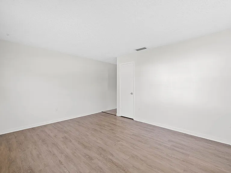 1236 Josephine St — Photo 15