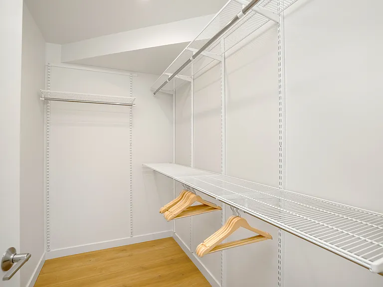 1422 Tamarind Ave — Photo 24
