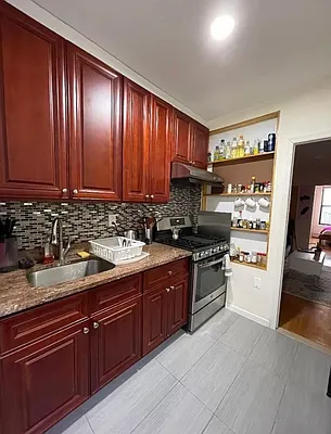 Rented by Olympic CIty Real Estate | media 5