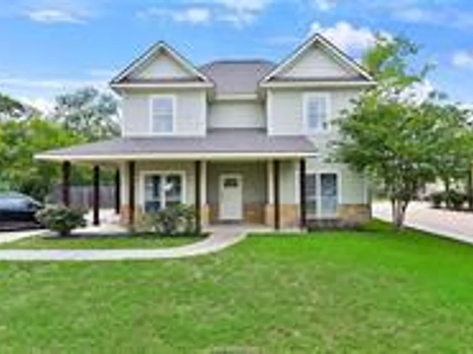 305 Fidelity St