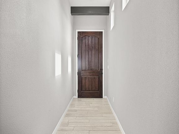 5th image of 13676 Samlesbury Ave