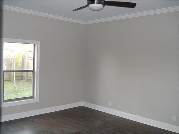 2nd image of 4927 Gawain Dr