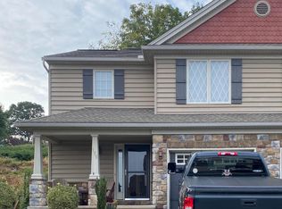 155 Eagle Dr, Ephrata, PA 17522