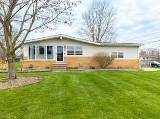 654 Hudak Dr, Brunswick, OH