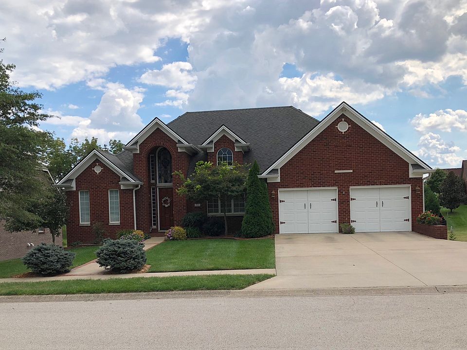 1st image of 213 Park Lakes Dr