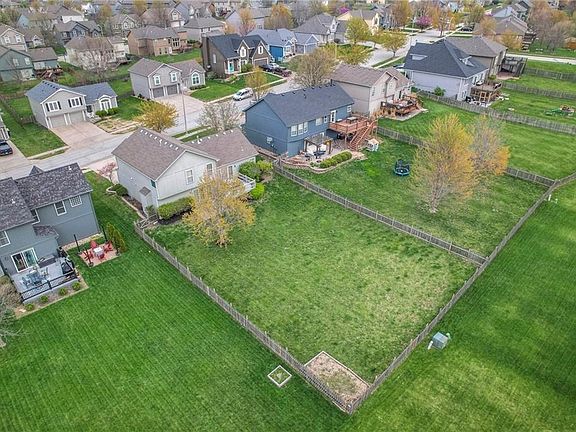 3rd image of 8105 NE 98th St