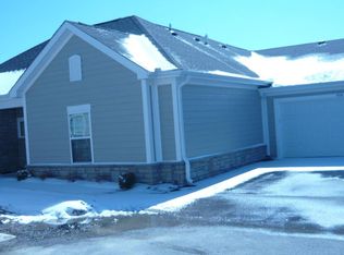 4714 Cobblestone Dr, Tipp City, OH