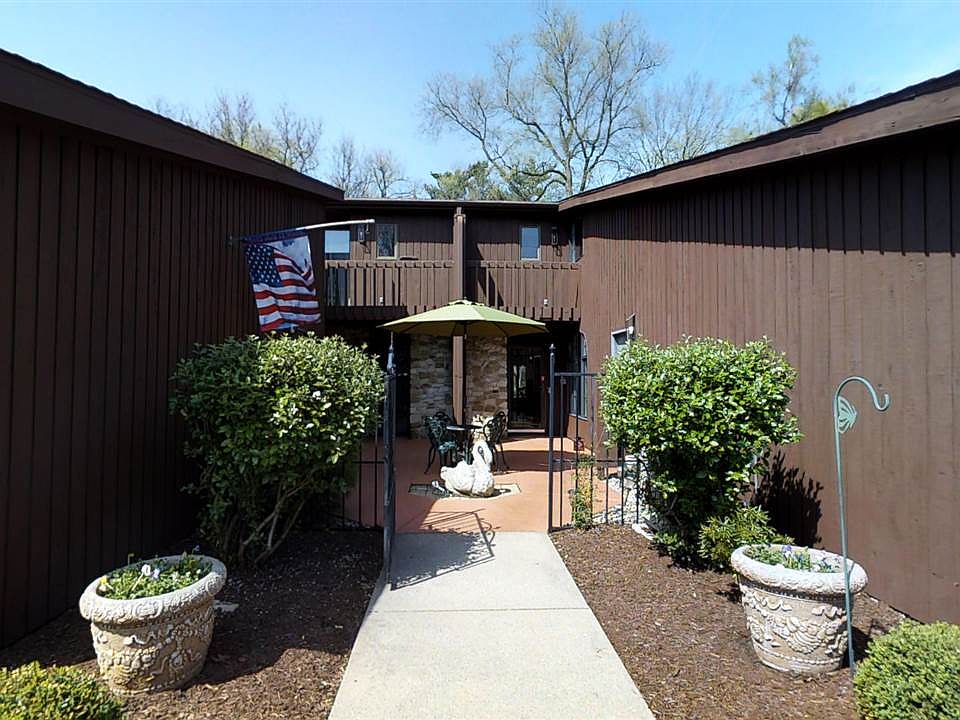 1st image of 401 S 29th St APT 11