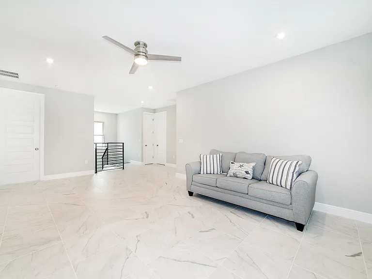13823 Hamsun Ave — Photo 16