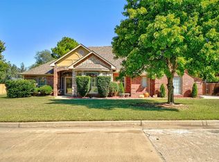 501 Pool Ln, Shawnee, OK 74801