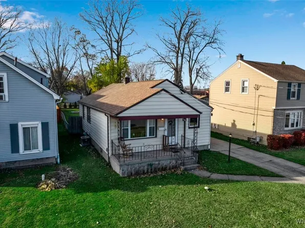 668 71st St, Niagara Falls, NY 14304