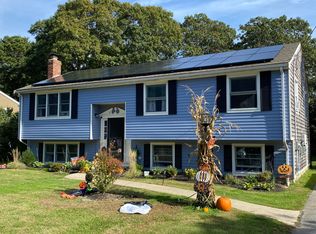 13 Meredith Dr, East Falmouth, MA 02536