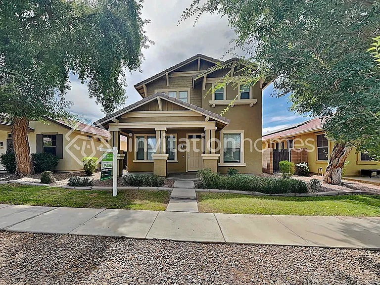 2898 S Arroyo Ln — Photo 1