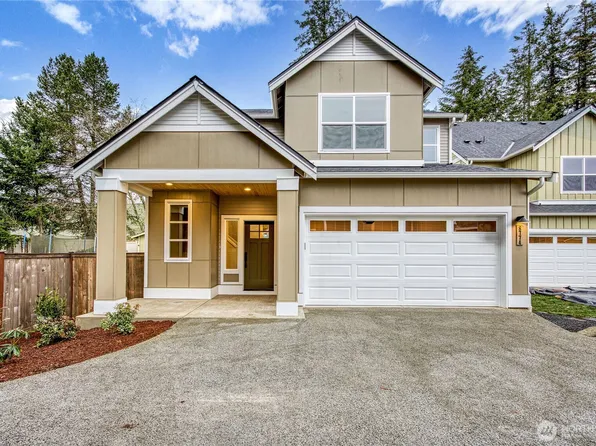 5044 NW Cedarside Loop, Silverdale, WA 98383