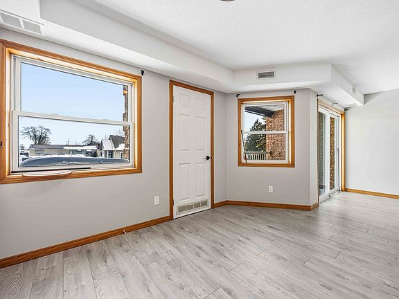 5th image of 548 Front St #1476831