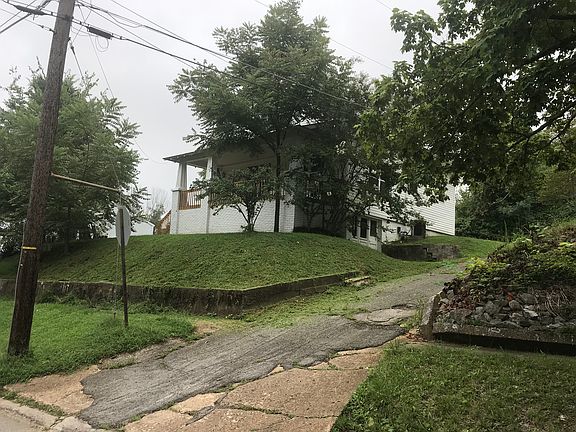 2nd image of 704 Center St