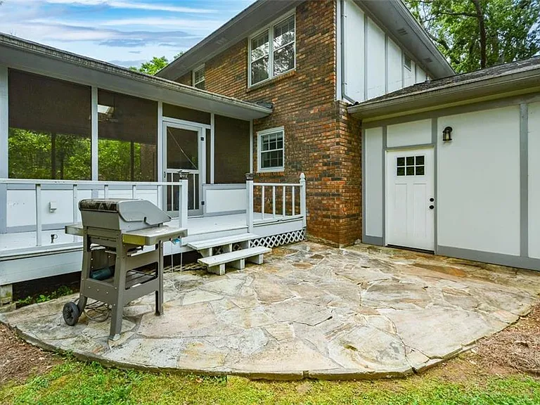 435 Stonebridge Dr — Photo 39