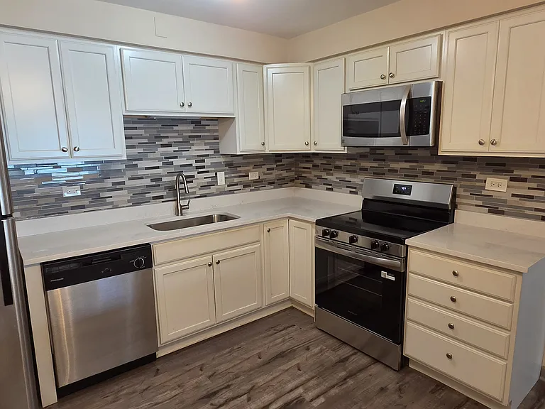 4441 Eberly Ave #1A — Photo 1