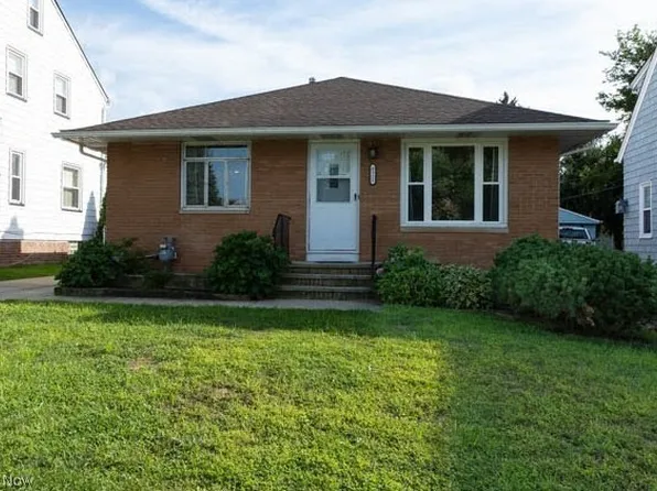6311 Thornton Dr, Parma, OH 44129