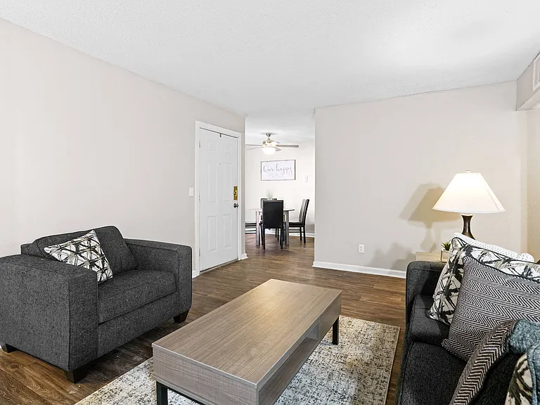 Diamond Trail Apartments — Photo 7