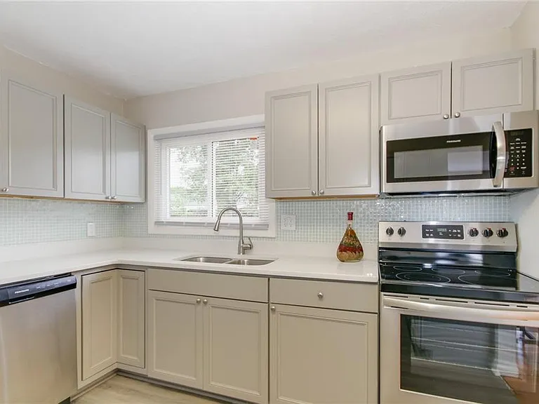 8232 Kanter Ave — Photo 19