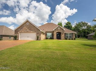 8706 Courtly Cir N, Olive Branch, MS 38654