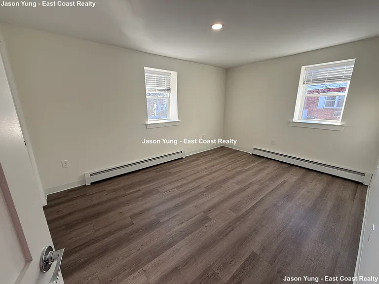 1741 Washington St #10 — Photo 11