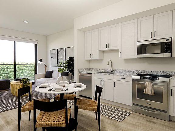 4th image of 1011 10th Ave N #101