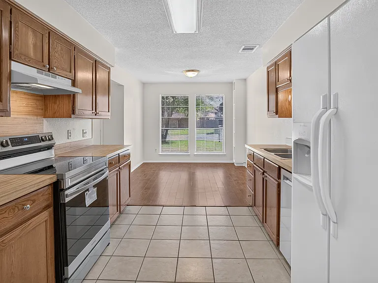 5719 Red Cactus Ct — Photo 6