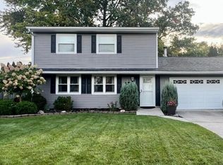 5212 Planet Ave, Toledo, OH 43623