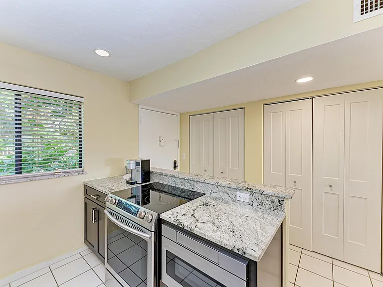 1617 Bayhouse Ct #121 — Photo 6