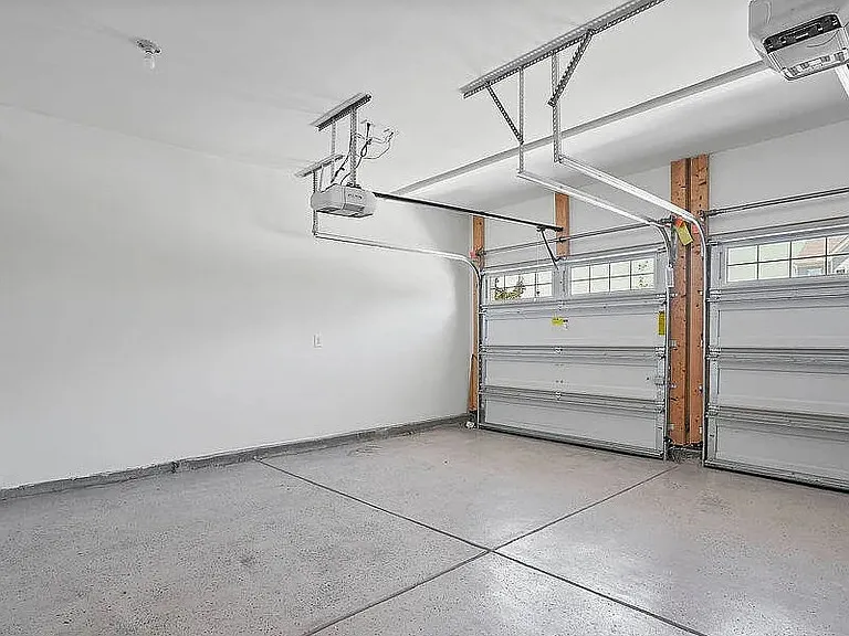 1800 Birdhouse Ln — Photo 9