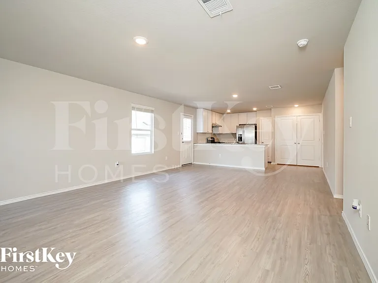 6432 Pickaxe Way — Photo 2