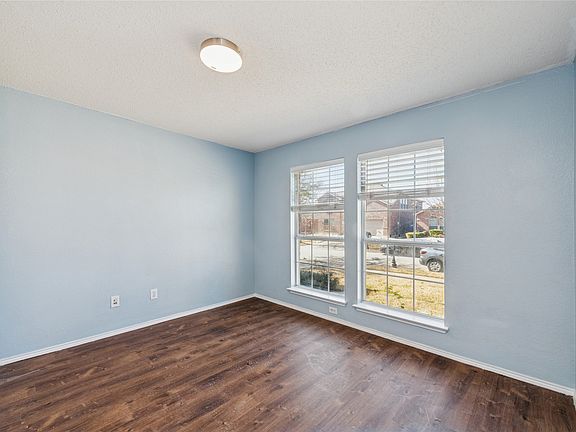 3rd image of 2216 Partridge Dr