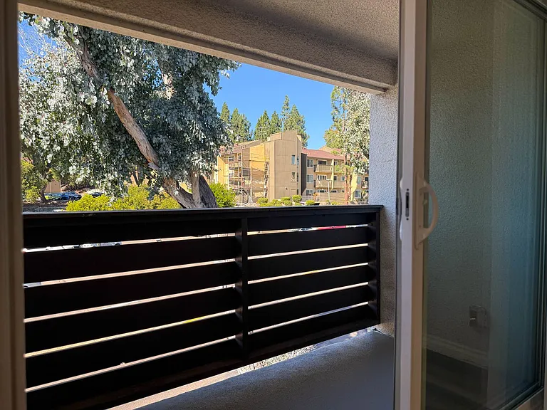 Vue at Lake Murray Apartments — Photo 15