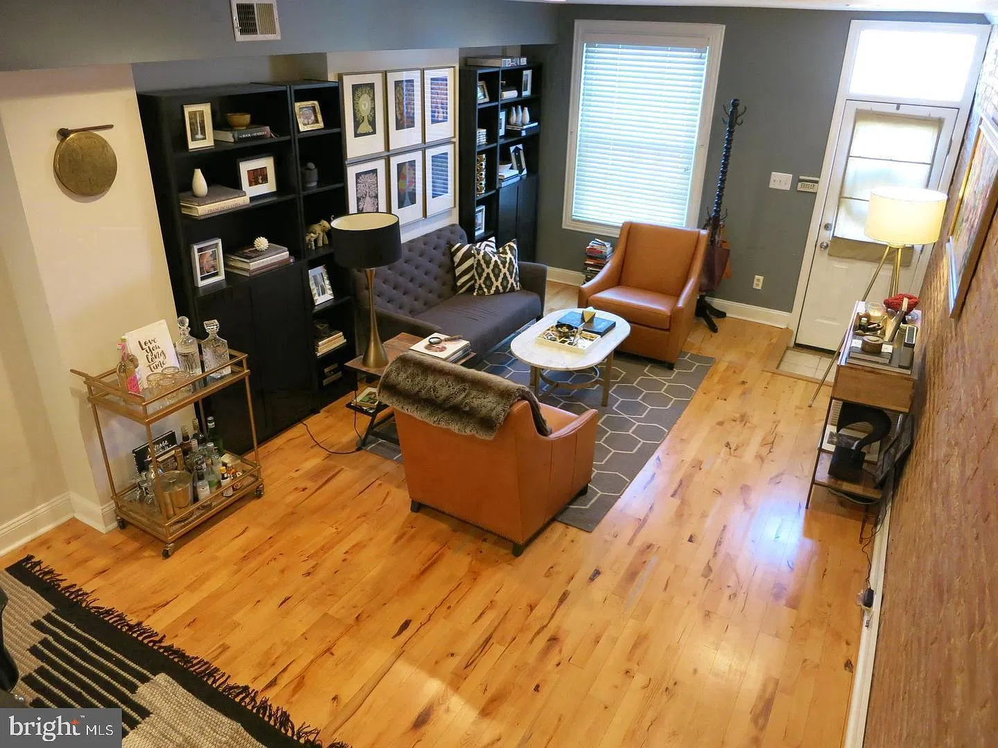 2 bed, 3.0 bath, 1470 sqft, $3,000 — Photo 3