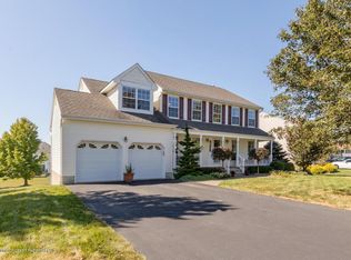 6 Player Pl, Flanders, NJ 07836