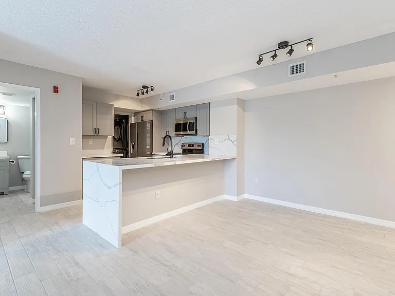 2600 S University Dr #208 — Photo 3