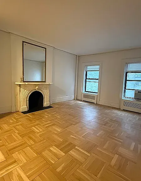 130 E 61st St #4B — Photo 4