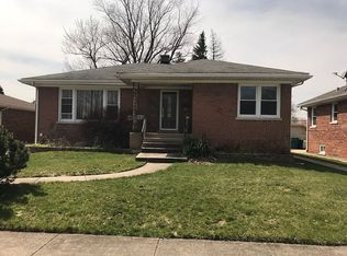 2420 Belleview Ave, Westchester, IL
