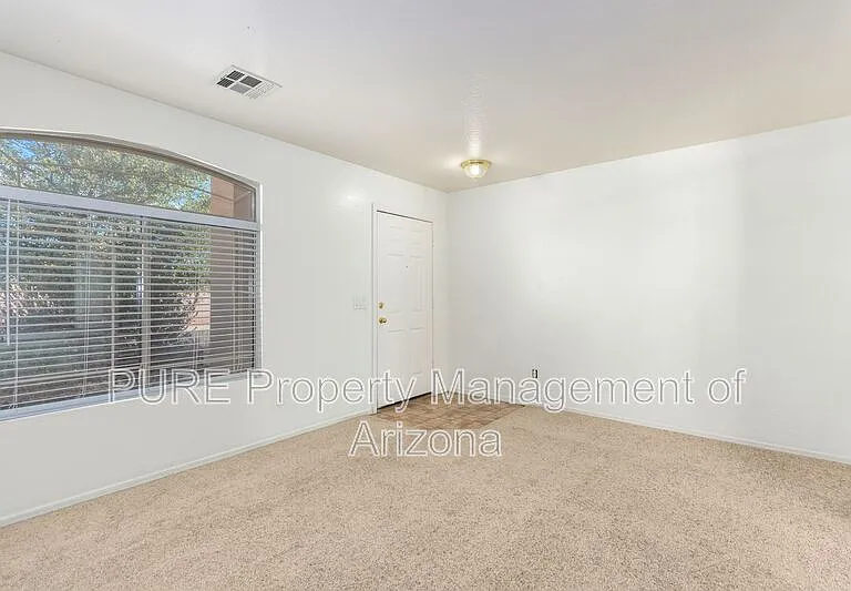 1816 S 106th Ln — Photo 9
