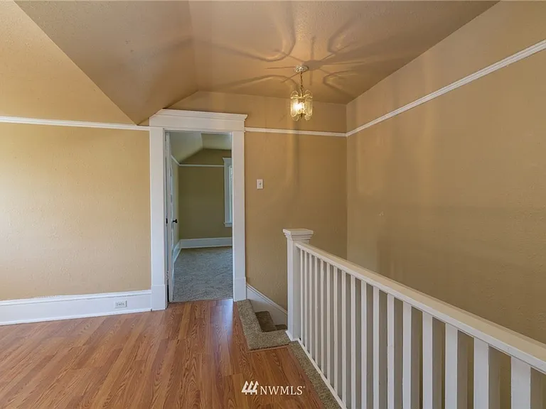 5723 3rd Ave — Photo 16