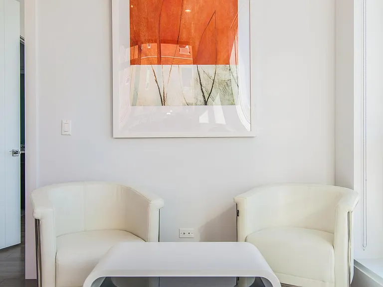 2353 W Wabansia Ave #308 — Photo 5
