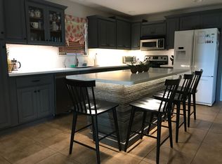 573 S Kings Gate Ct, Nixa, MO 65714