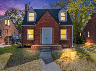 10468 Nottingham Rd, Detroit, MI 48224