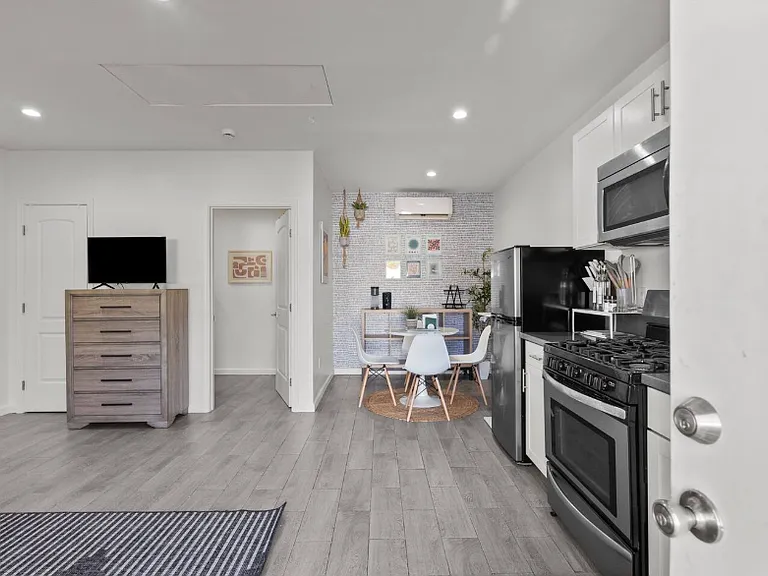 5316 Teesdale Ave — Photo 8