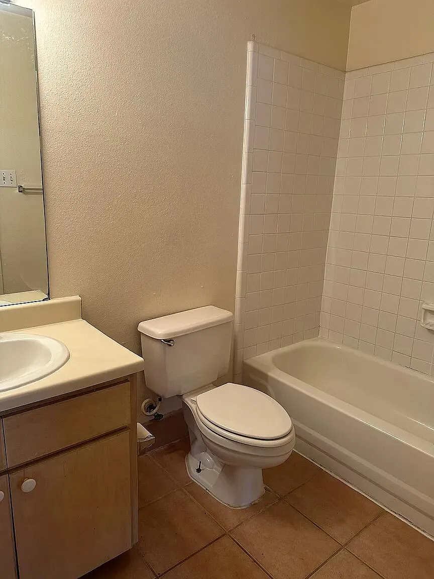 1 bed, 560 sqft, $850 — Photo 4